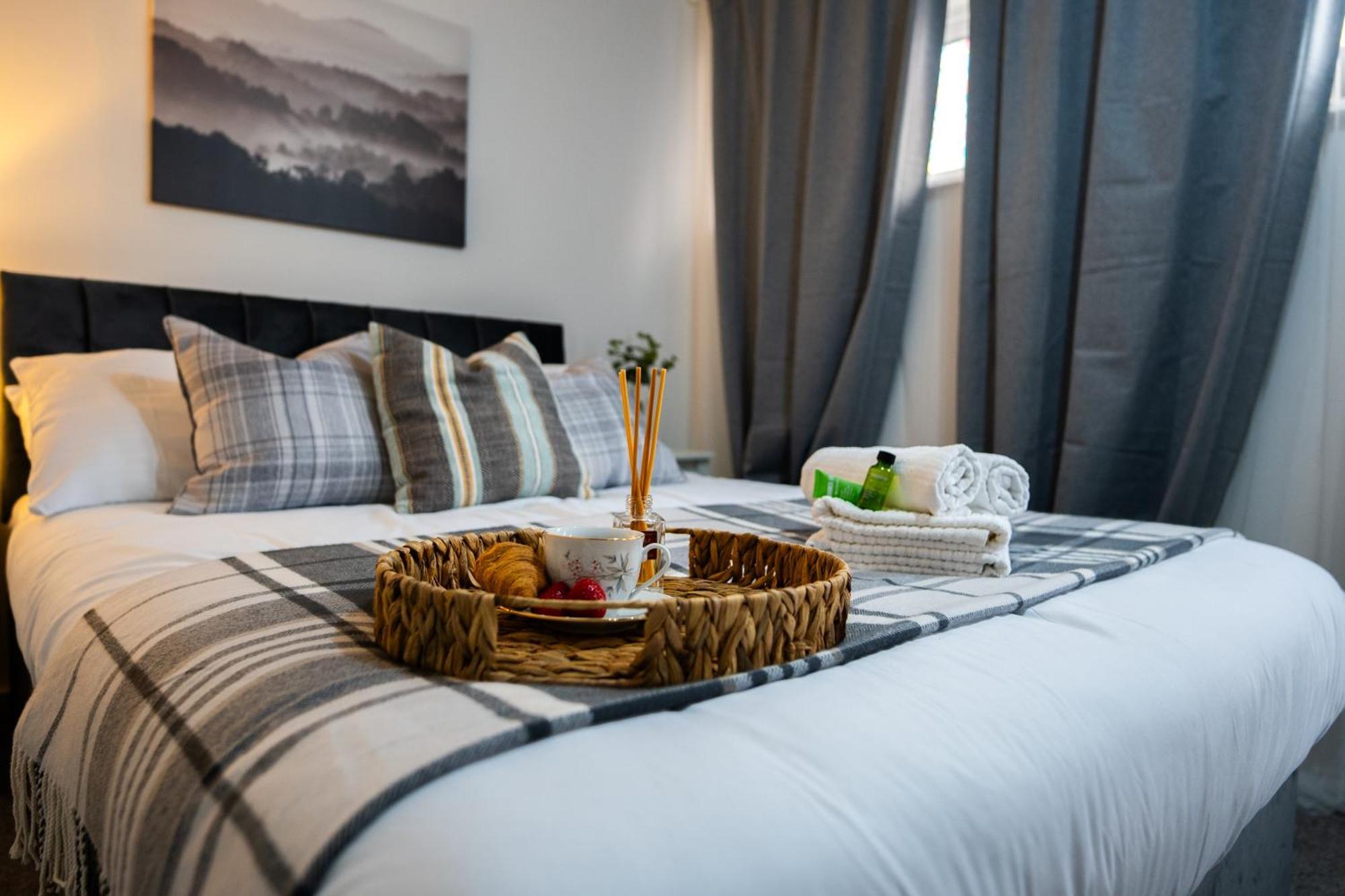 Arena Apartment With Balcony Birmingham Exterior foto
